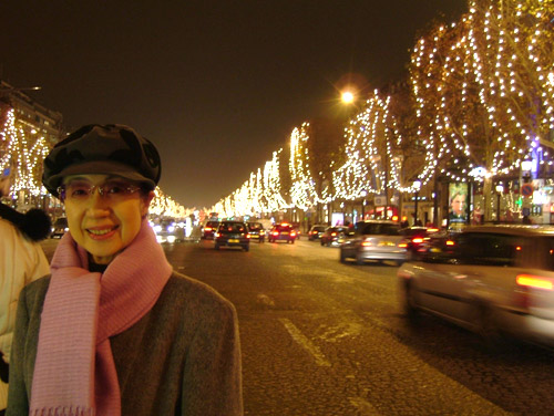 クリスマスのシャンゼリゼ