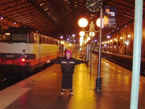 北駅のＴＧＶのホームで